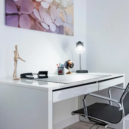 Mola Apartments-historische Im Bachviertel Zentrum Fuer 3 Personen-gratis Parkplatz-highspeed Wlan-auch Fuer Langzeit Geeignet Herdecke