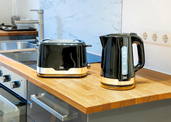 Lejlighed Mola Apartments-historische Im Bachviertel Zentrum Fuer 3 Personen-gratis Parkplatz-highspeed Wlan-auch Fuer Langzeit Geeignet *