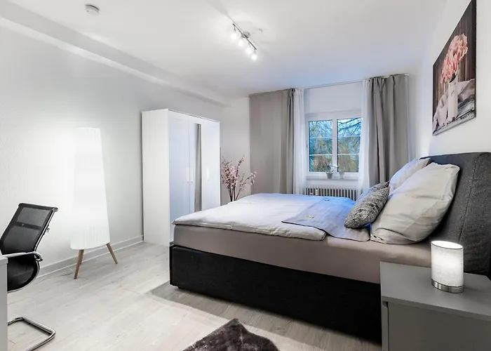 Mola Apartments-historische Im Bachviertel Zentrum Fuer 3 Personen-gratis Parkplatz-highspeed Wlan-auch Fuer Langzeit Geeignet Herdecke